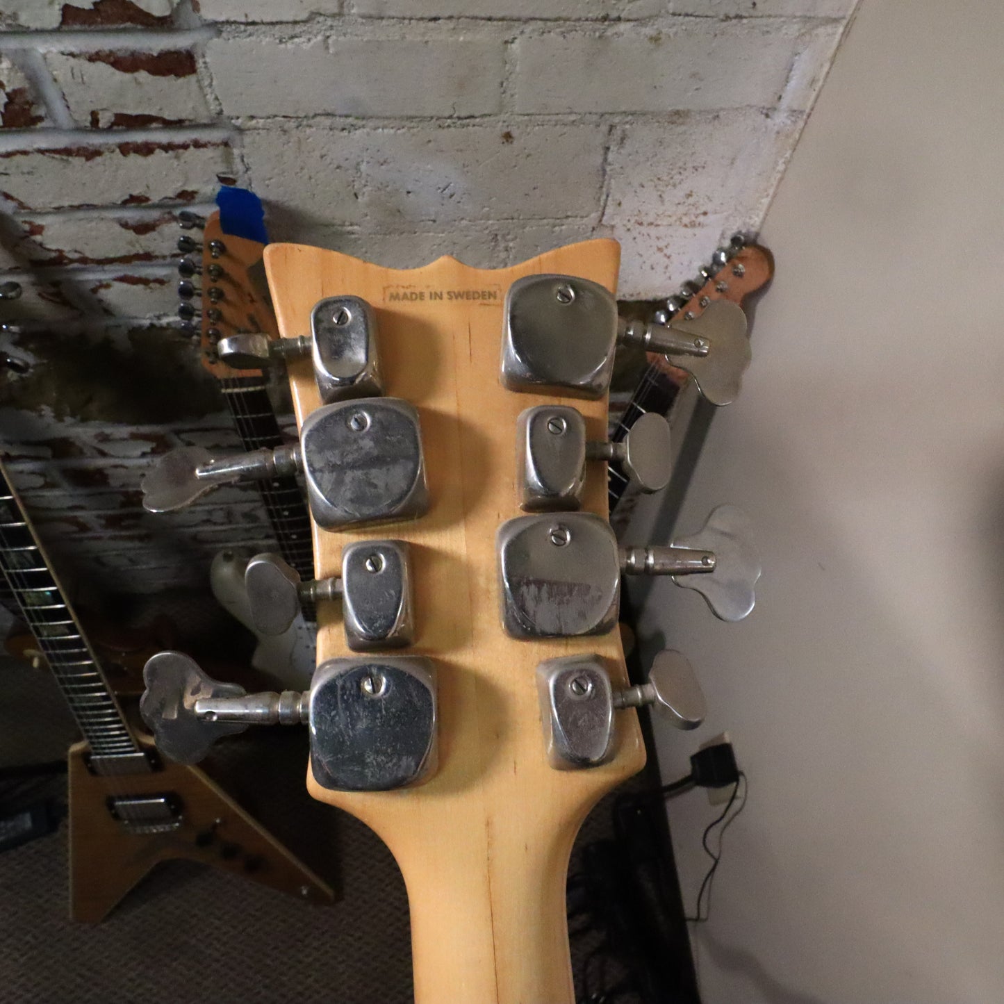 Vintage Hagstrom H-8 8-String Bass Sunburst 1960s