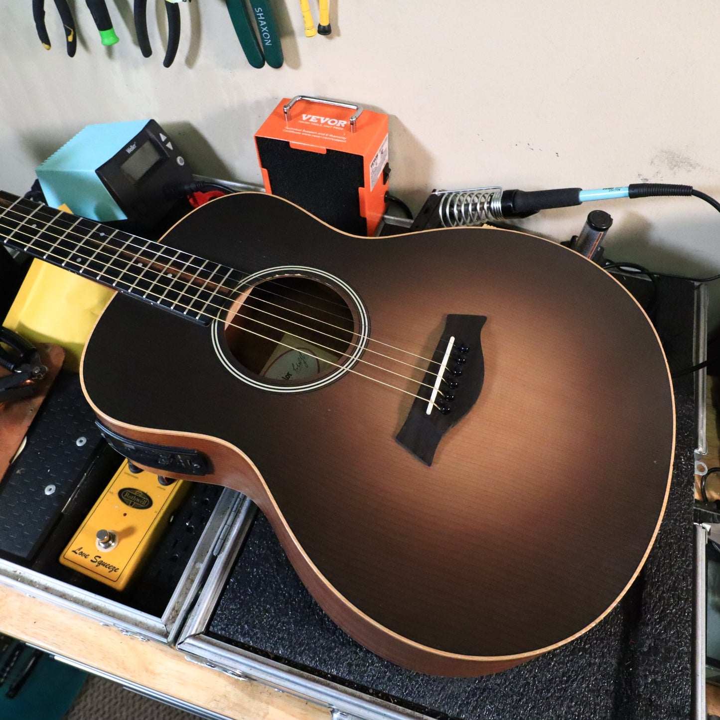2022 Taylor GS Mini-e Special Edition Burst Acoustic-Electric Guitar