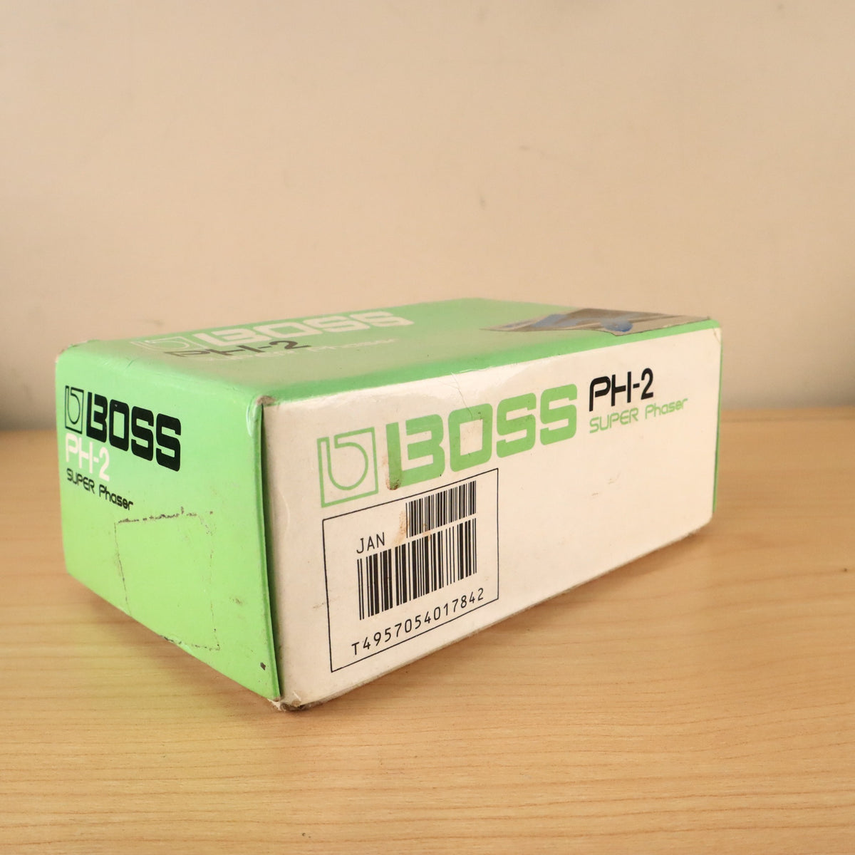 Front panel of the BOSS PH-2 Super Phaser box displaying model text and JAN barcode.