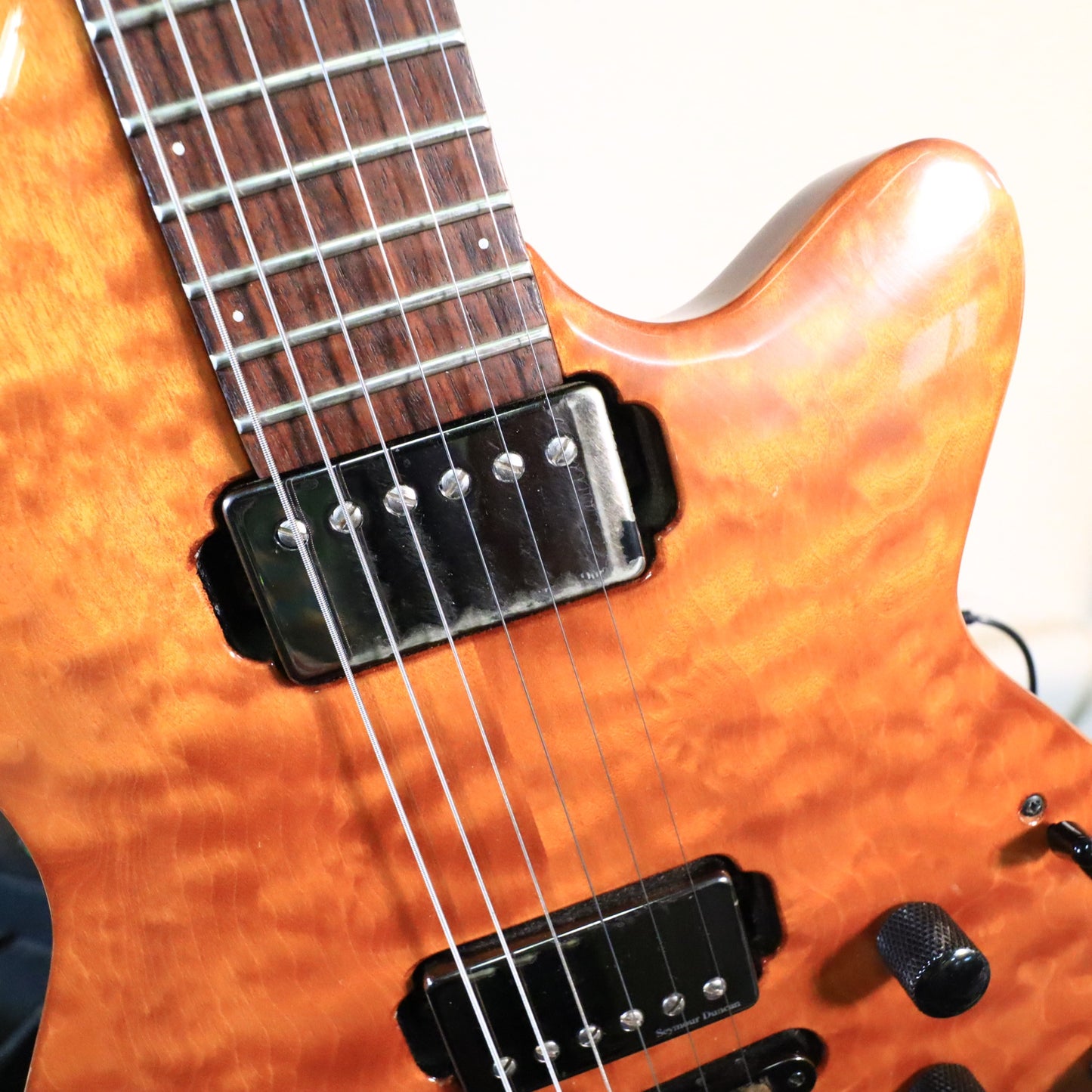 Godin LGX Trans Amber Quilt Made in Canada Electric Guitar