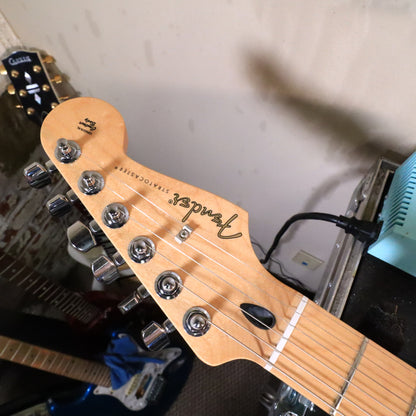 2021 Fender Player Stratocaster Maple Neck - 3-Tone Sunburst MIM