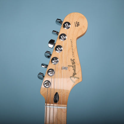 2021 Fender Player Stratocaster Maple Neck - 3-Tone Sunburst MIM