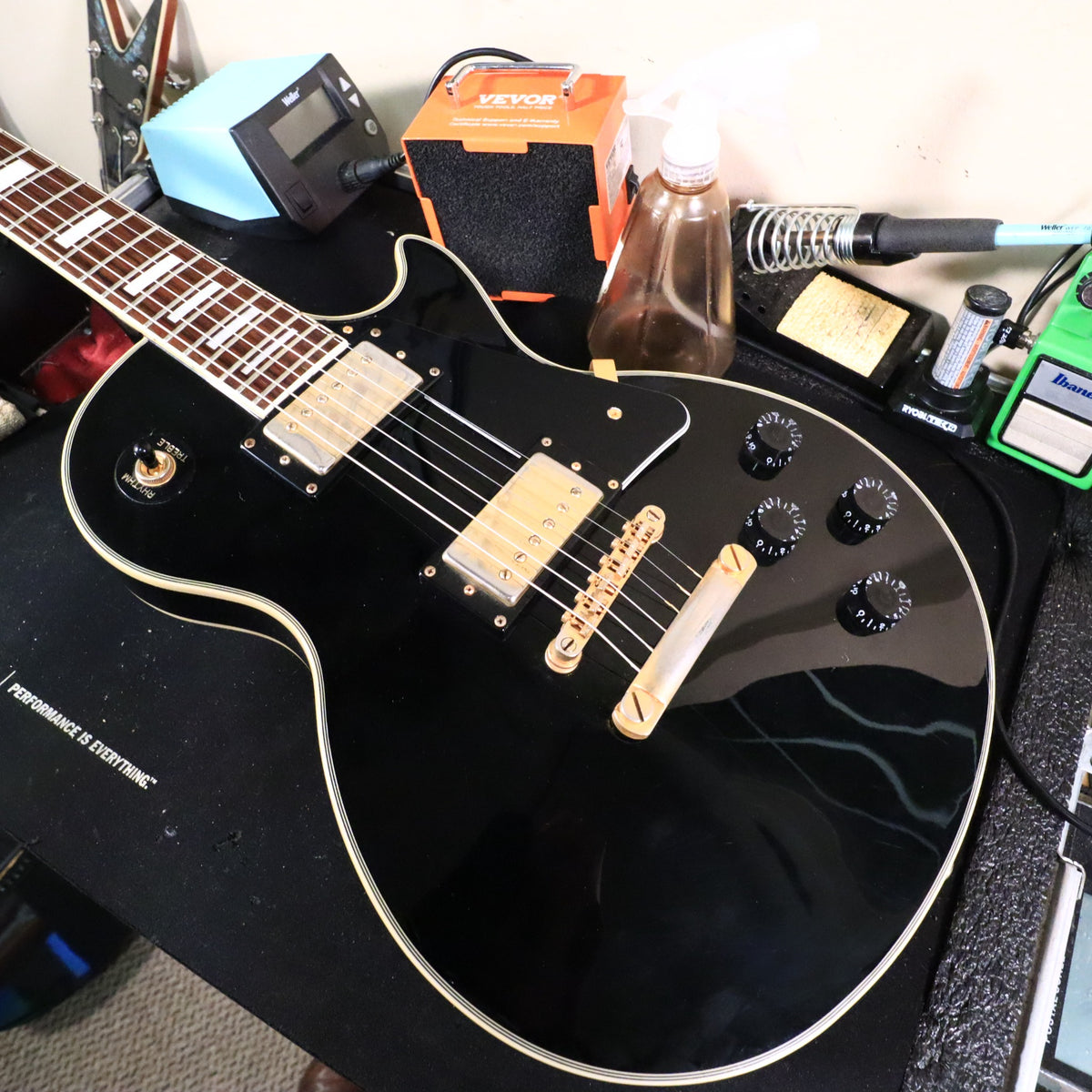 2005 Epiphone by Gibson Les Paul Custom Black Beauty