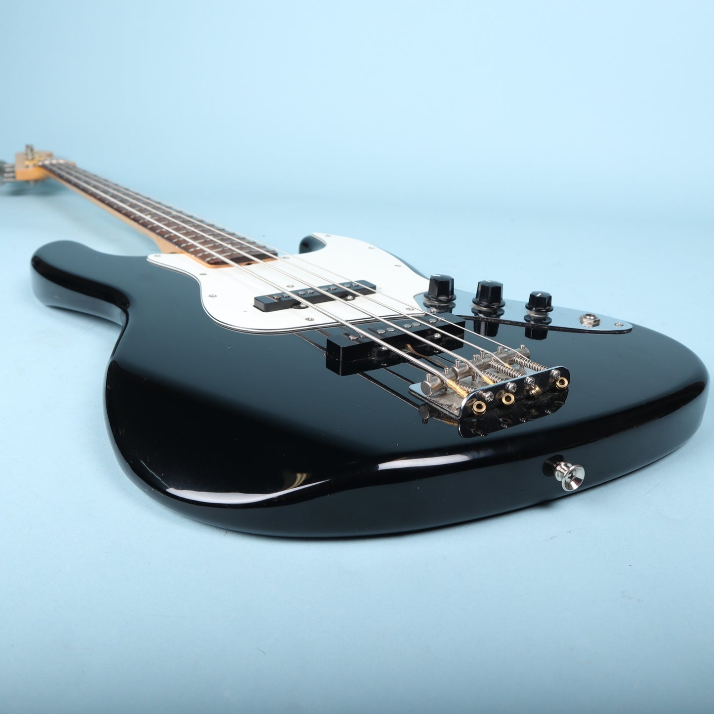 1986 Fender Jazz Bass Made in Japan Black Rosewood Fretboard