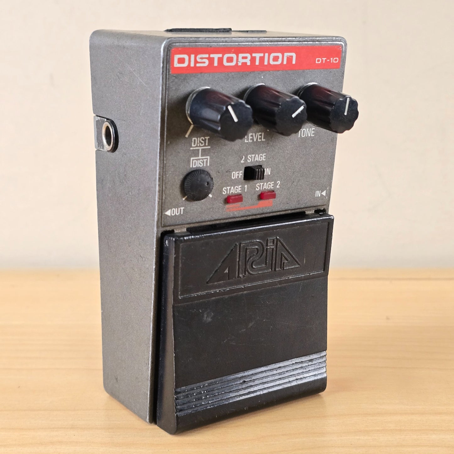 Aria DT-10 Distortion Pedal Vintage 1980s Made in Japan