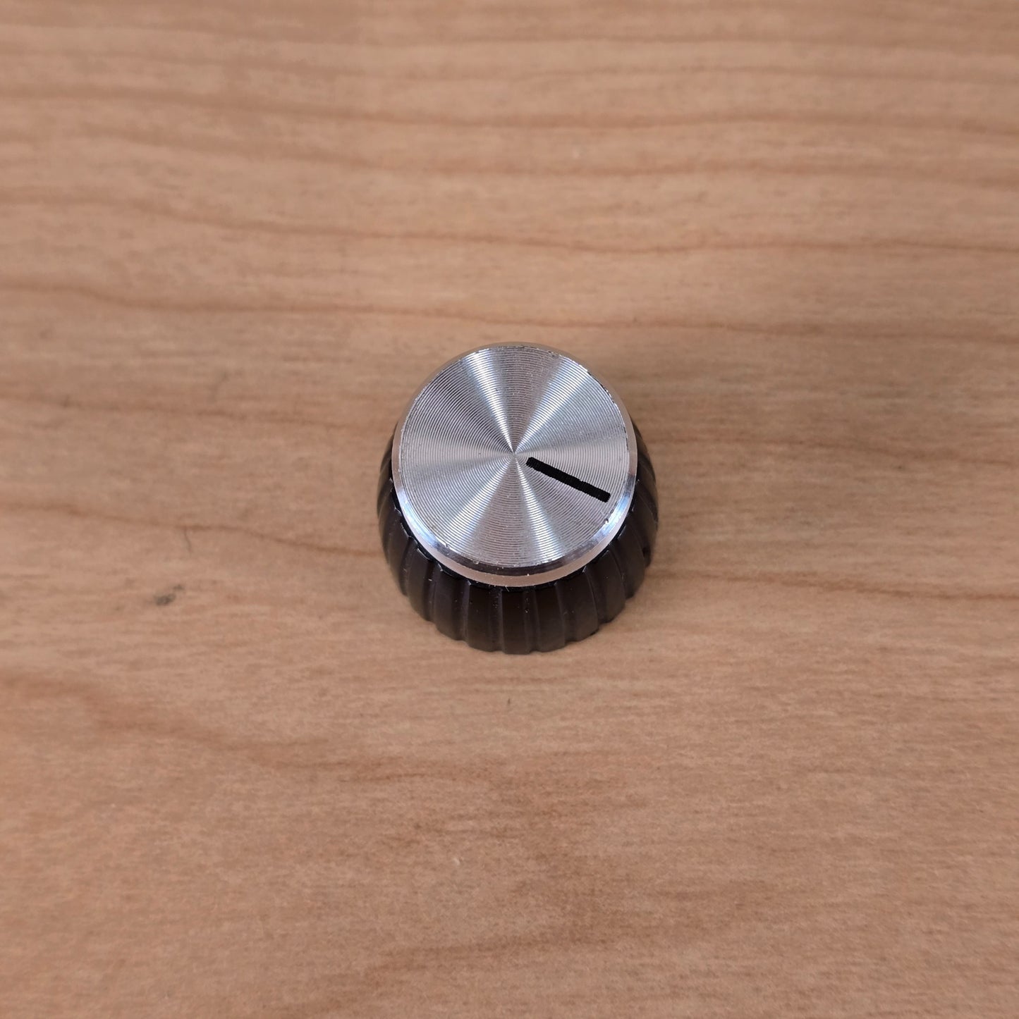 (1) Original 1980s Marshall Silver Jubilee OEM Amplifier Knob
