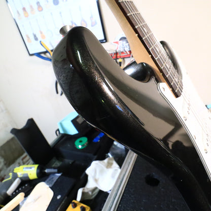 1989 Fender MIJ Stratocaster Black Flake Floating Tremolo