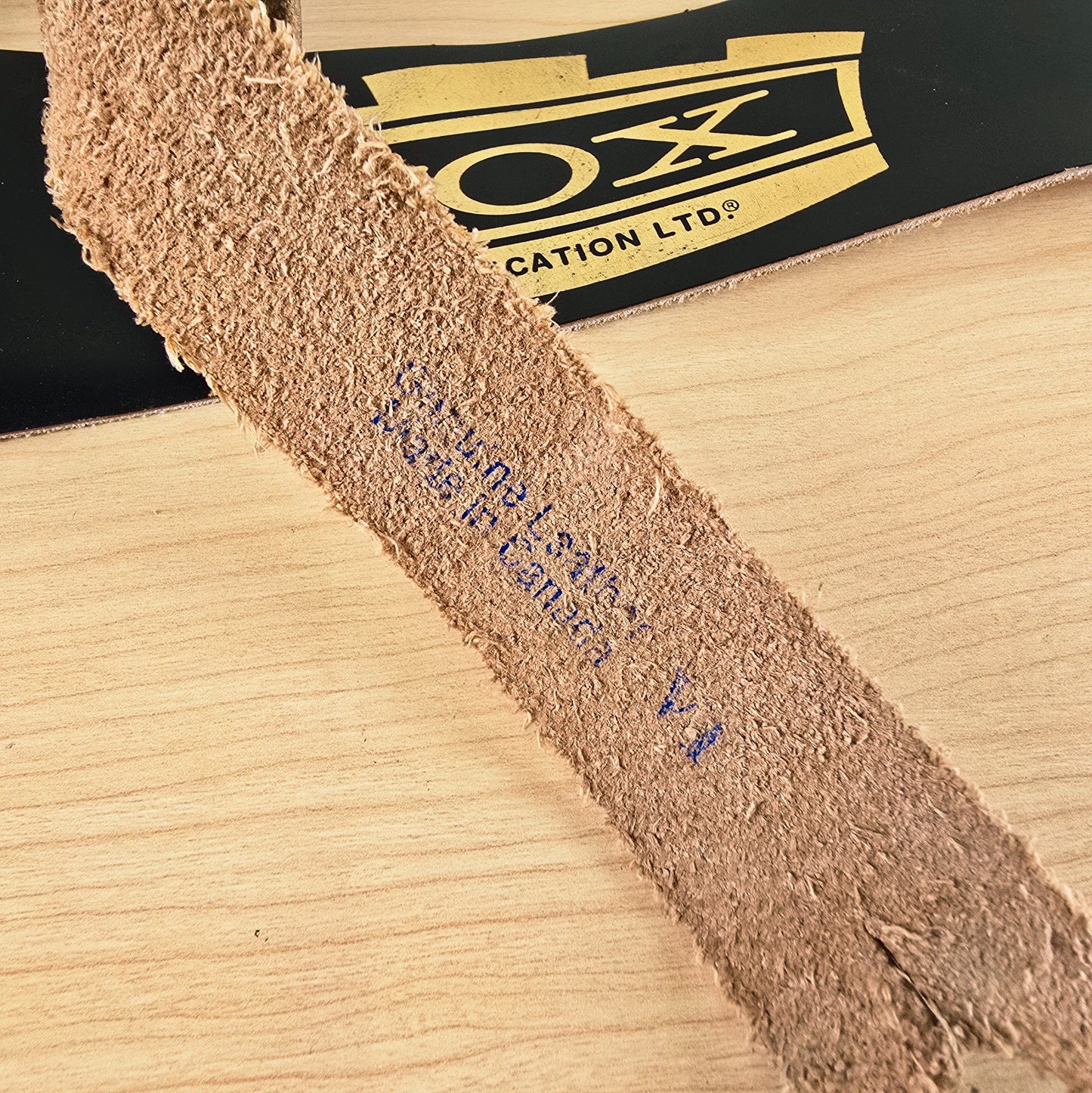 Vox Amplification Genuine Leather Guitar Strap Made in Canada by Levy's