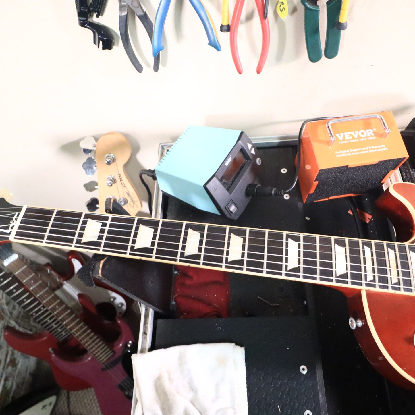 Ken McKay LP Single Cut Replica Sunburst Flame Top One Piece Back Guitar
