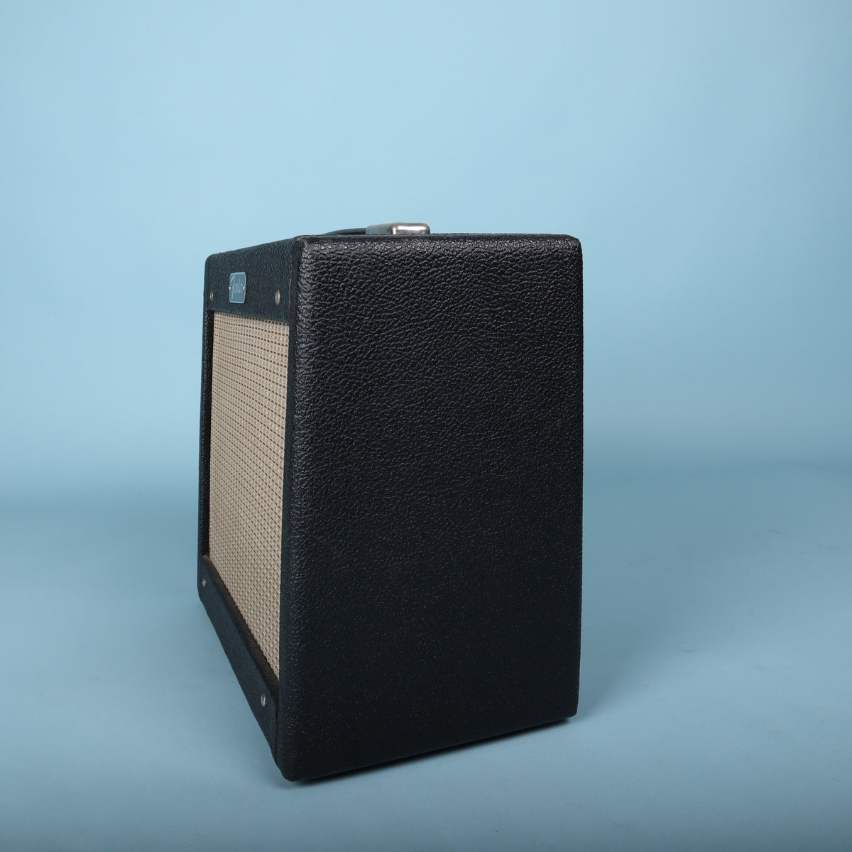 Vintage 1964 Fender Champ 5F1 Transitional 5-Watt 1x8" Black Guitar Combo Amp