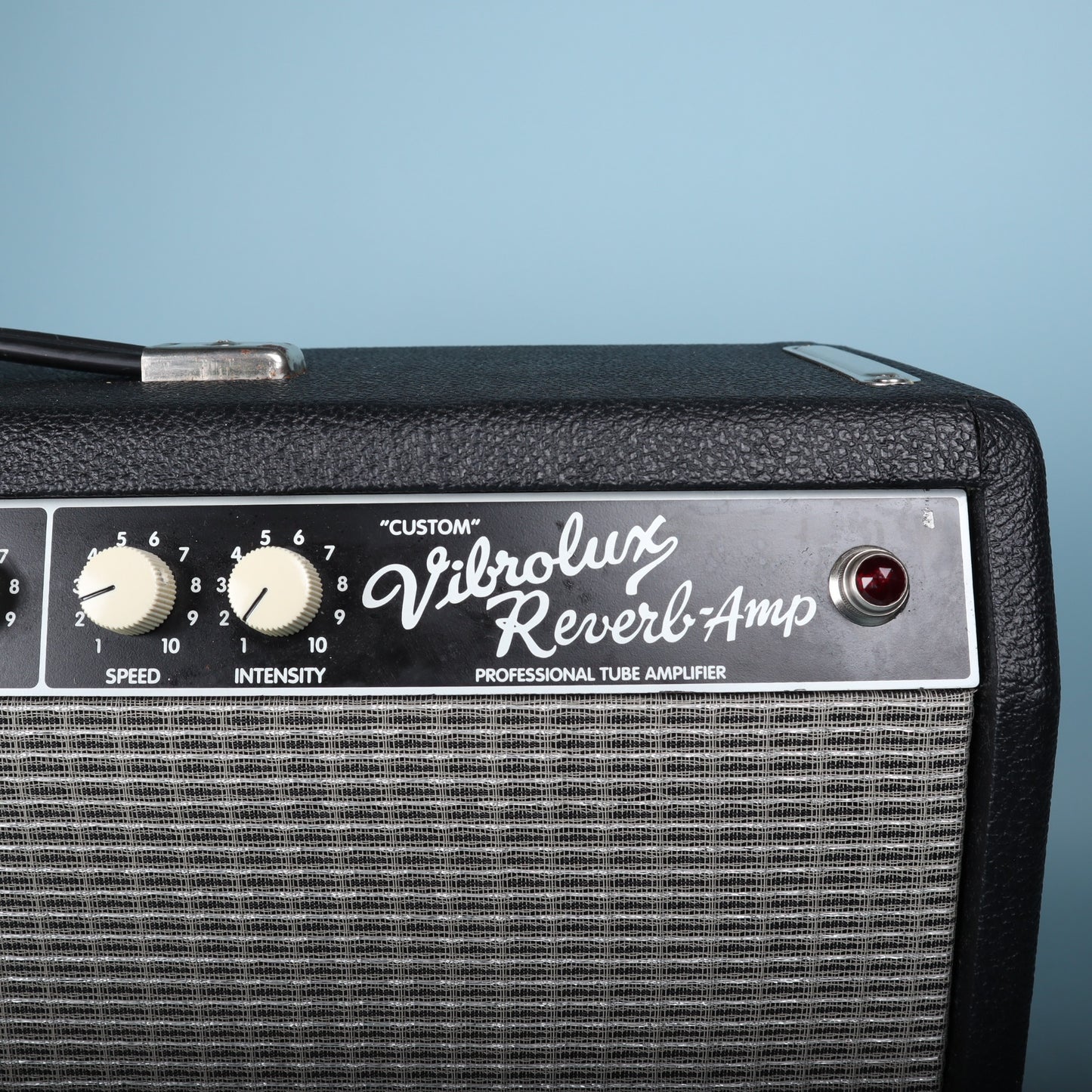 2005 Fender Custom Vibrolux Reverb 2x10 Professional Tube Amplifier