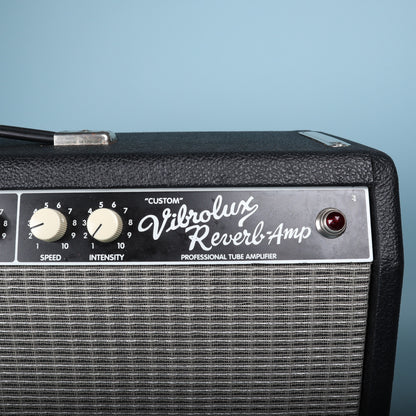 2005 Fender Custom Vibrolux Reverb 2x10 Professional Tube Amplifier