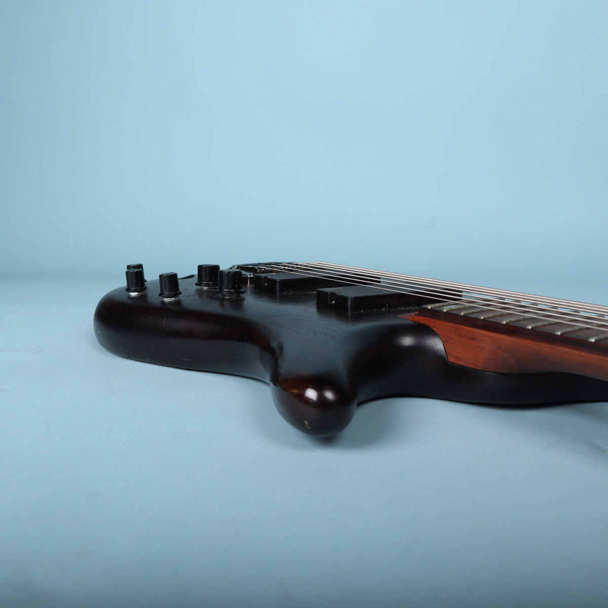 2015 Ibanez Soundgear SRC6 6-String Electric Bass Guitar