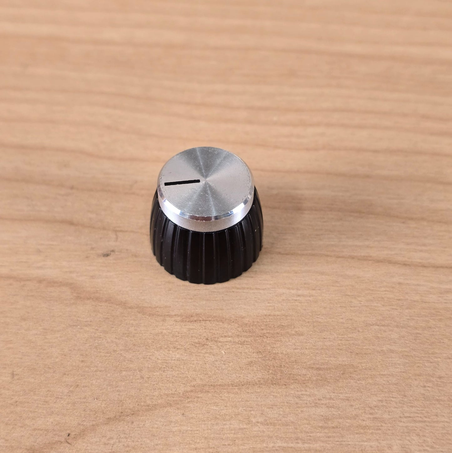 (1) Original 1980s Marshall Silver Jubilee OEM Amplifier Knob