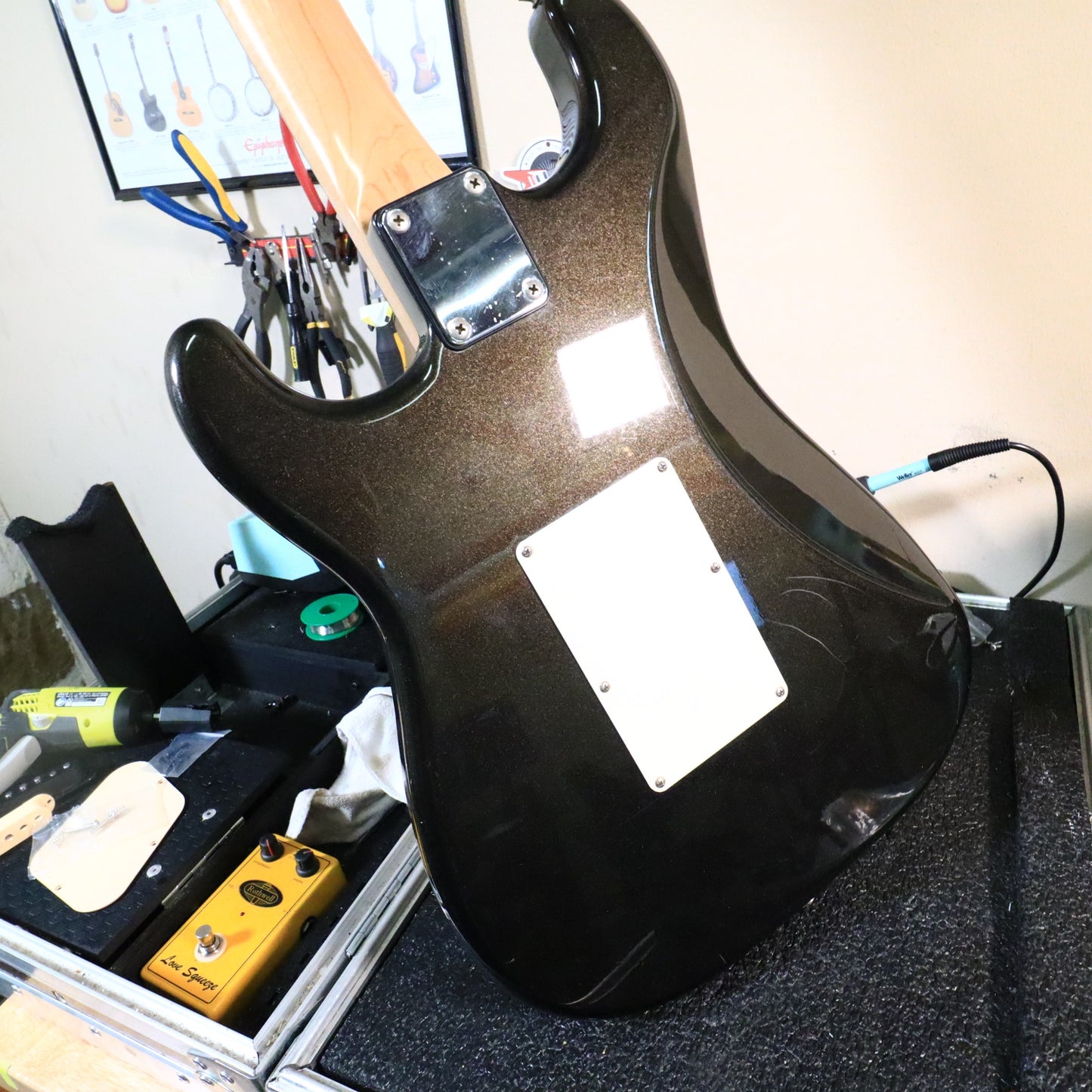 1989 Fender MIJ Stratocaster Black Flake Floating Tremolo