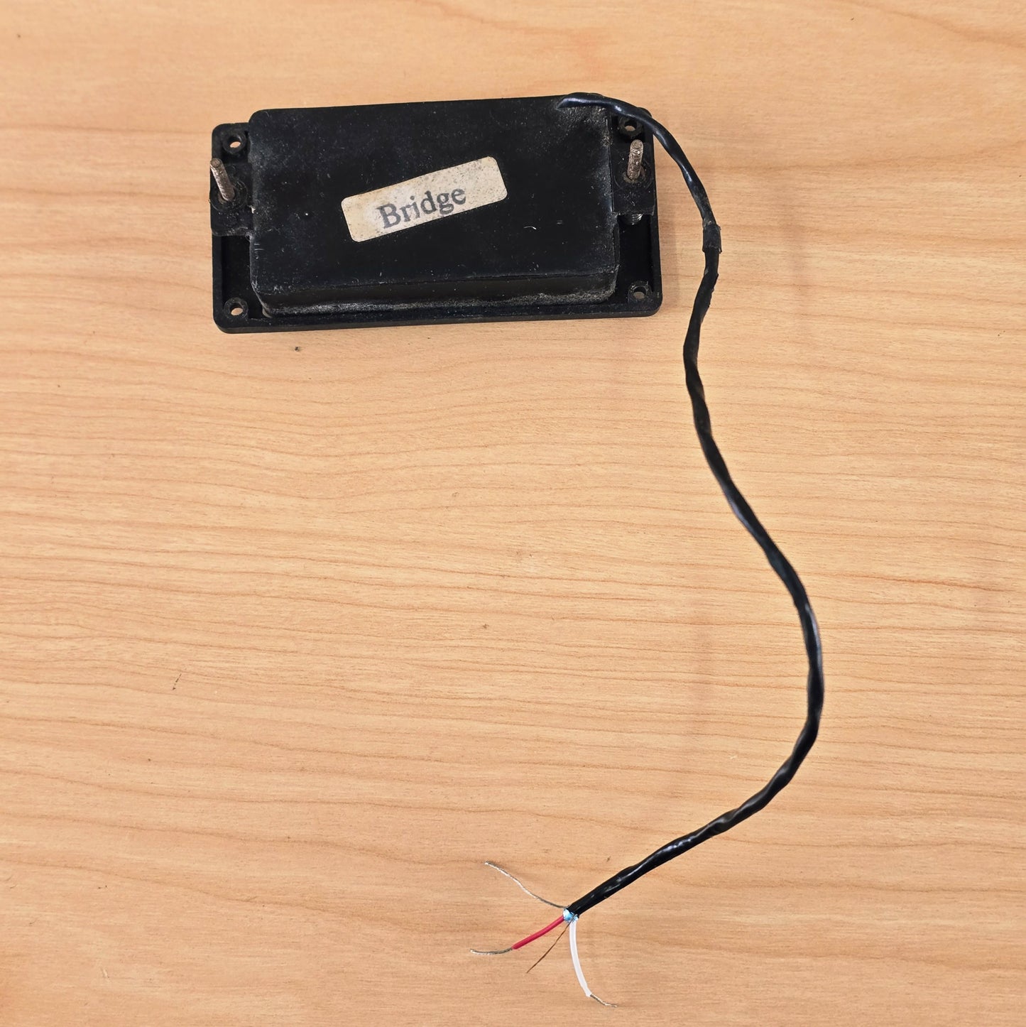 90’s Seymour Duncan Livewire Classic Active Bridge Humbucker Mounting Ring
