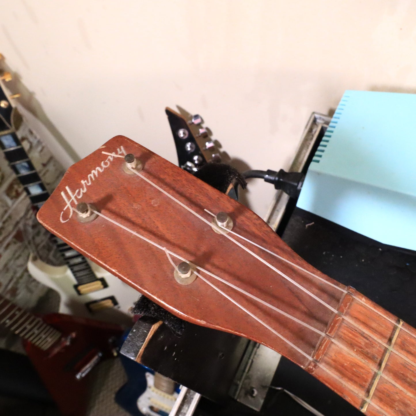 Vintage Harmony soprano ukulele Made In Chicago, US Mahogany 12 Fret