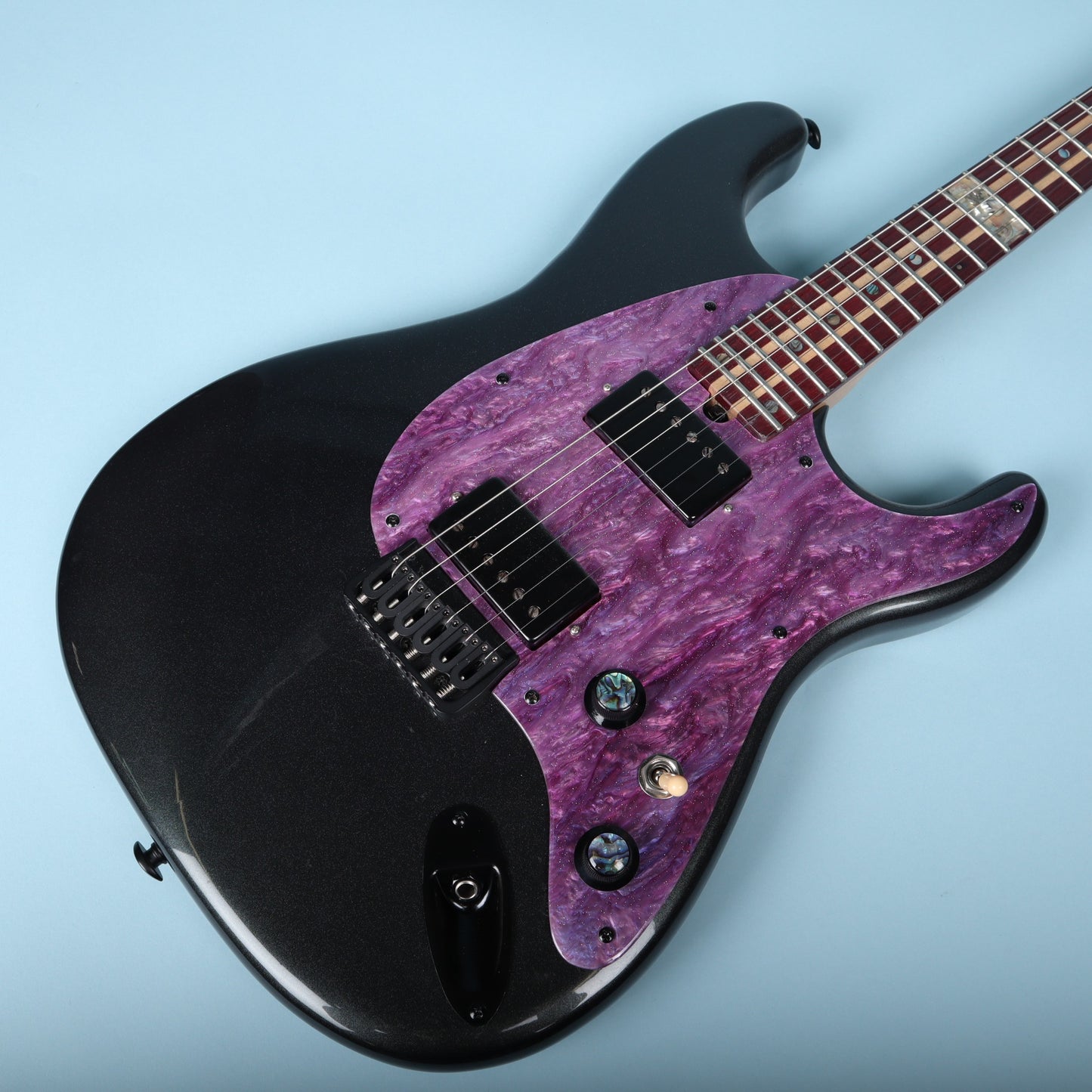 Wanderkauven Custom Shop Purple Heart 💜 Electric Guitar Metallic Grey