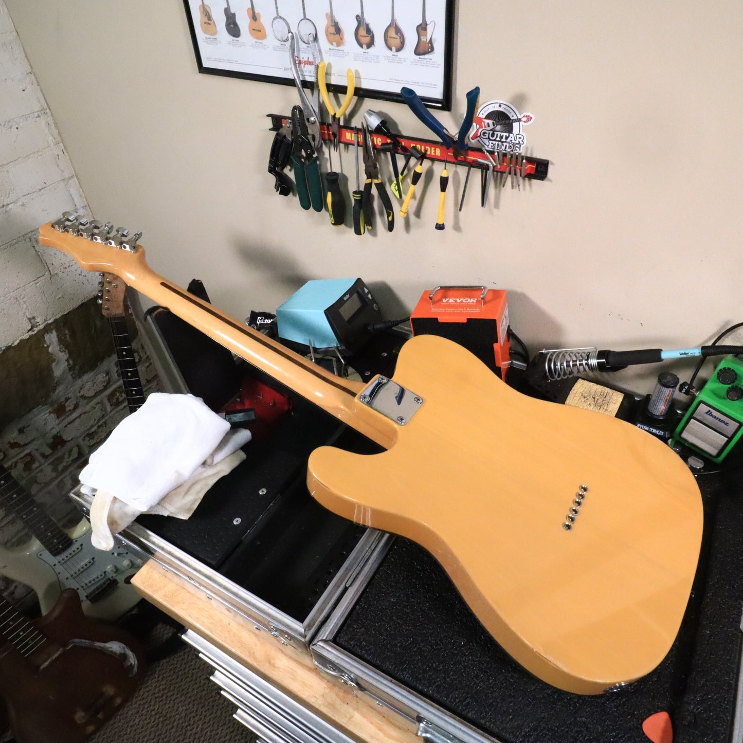 1980's Electra Telecaster Tele Maple Neck Electric Guitar