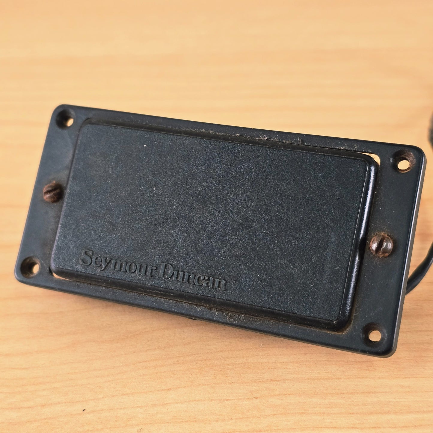 90’s Seymour Duncan Livewire Classic Active Bridge Humbucker Mounting Ring