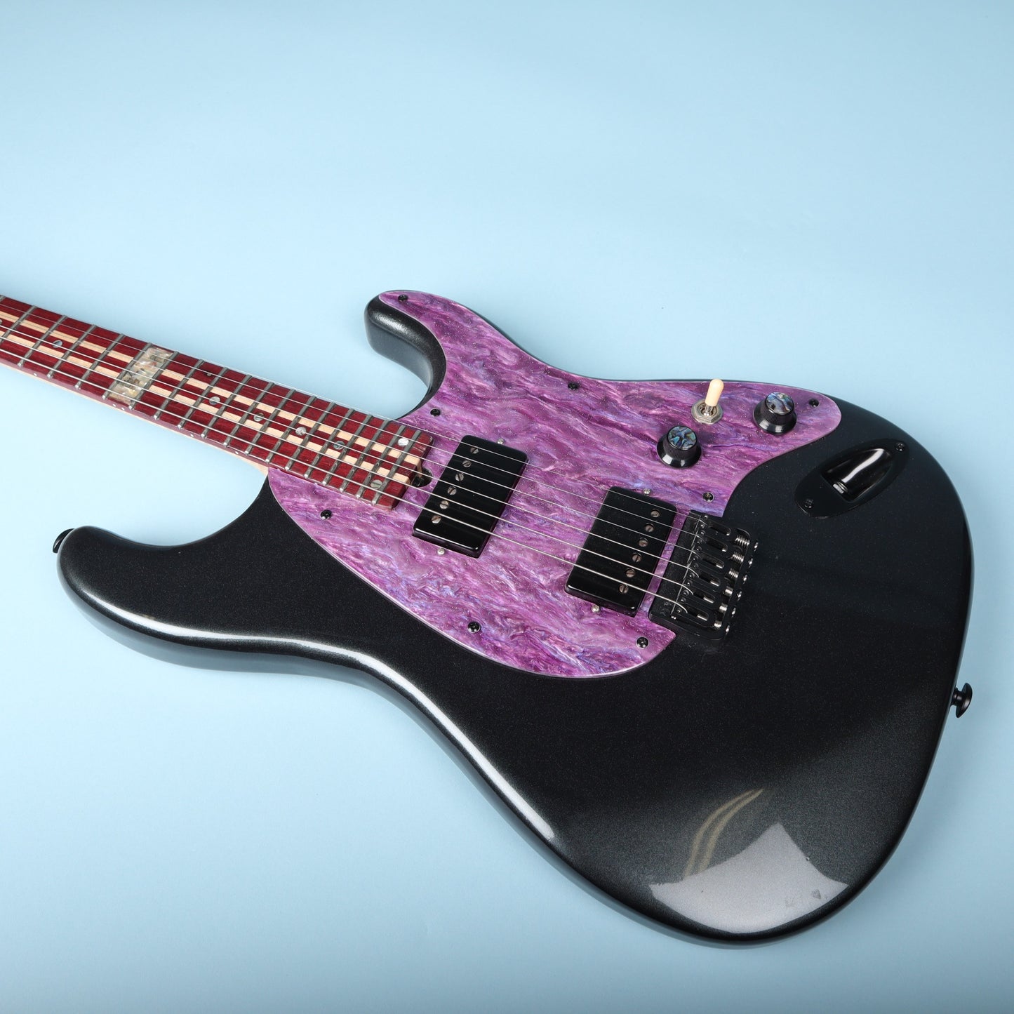 Wanderkauven Custom Shop Purple Heart 💜 Electric Guitar Metallic Grey