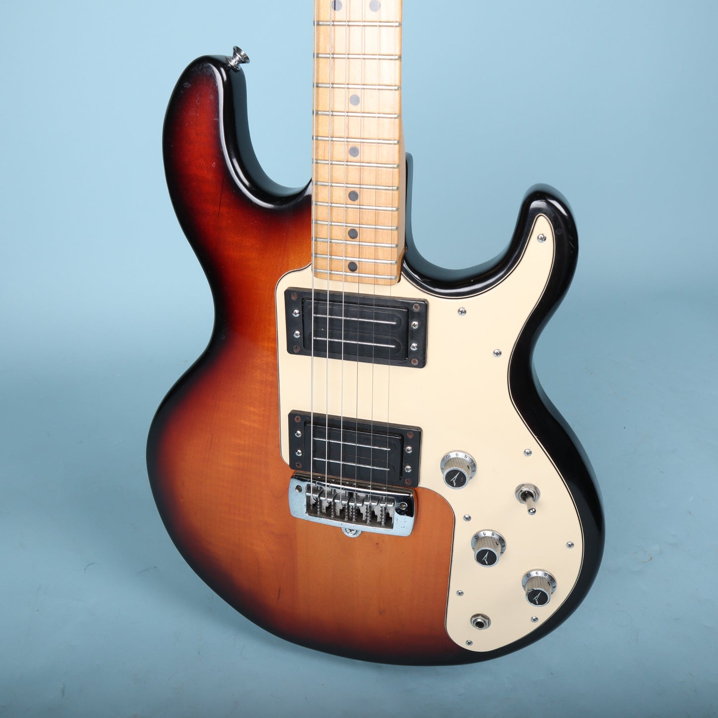 1982 Peavey T-25 Electric Guitar Sunburst Maple Neck USA