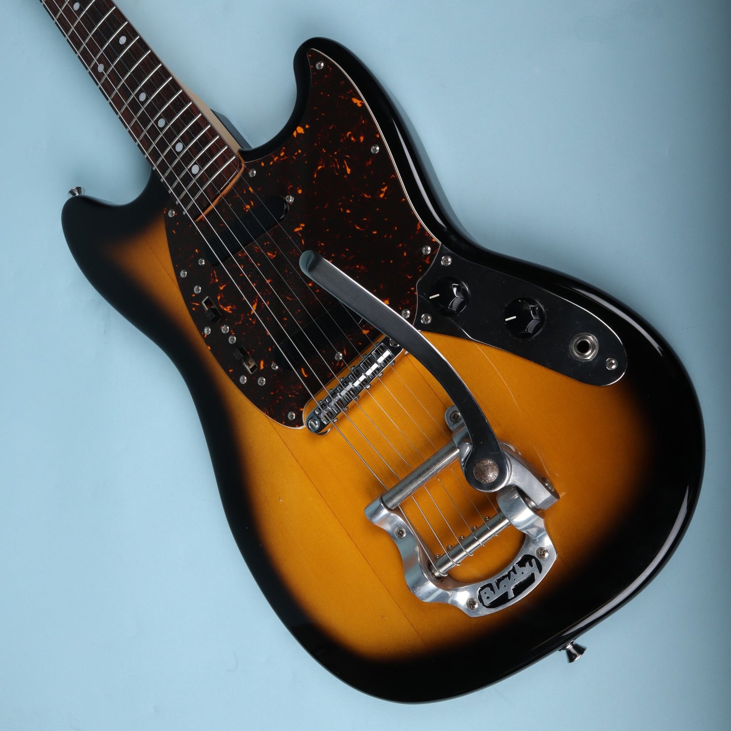 2012 Fender Japan Custom Order Mustang 2-Tone Sunburst w/ Factory Bigsby B5
