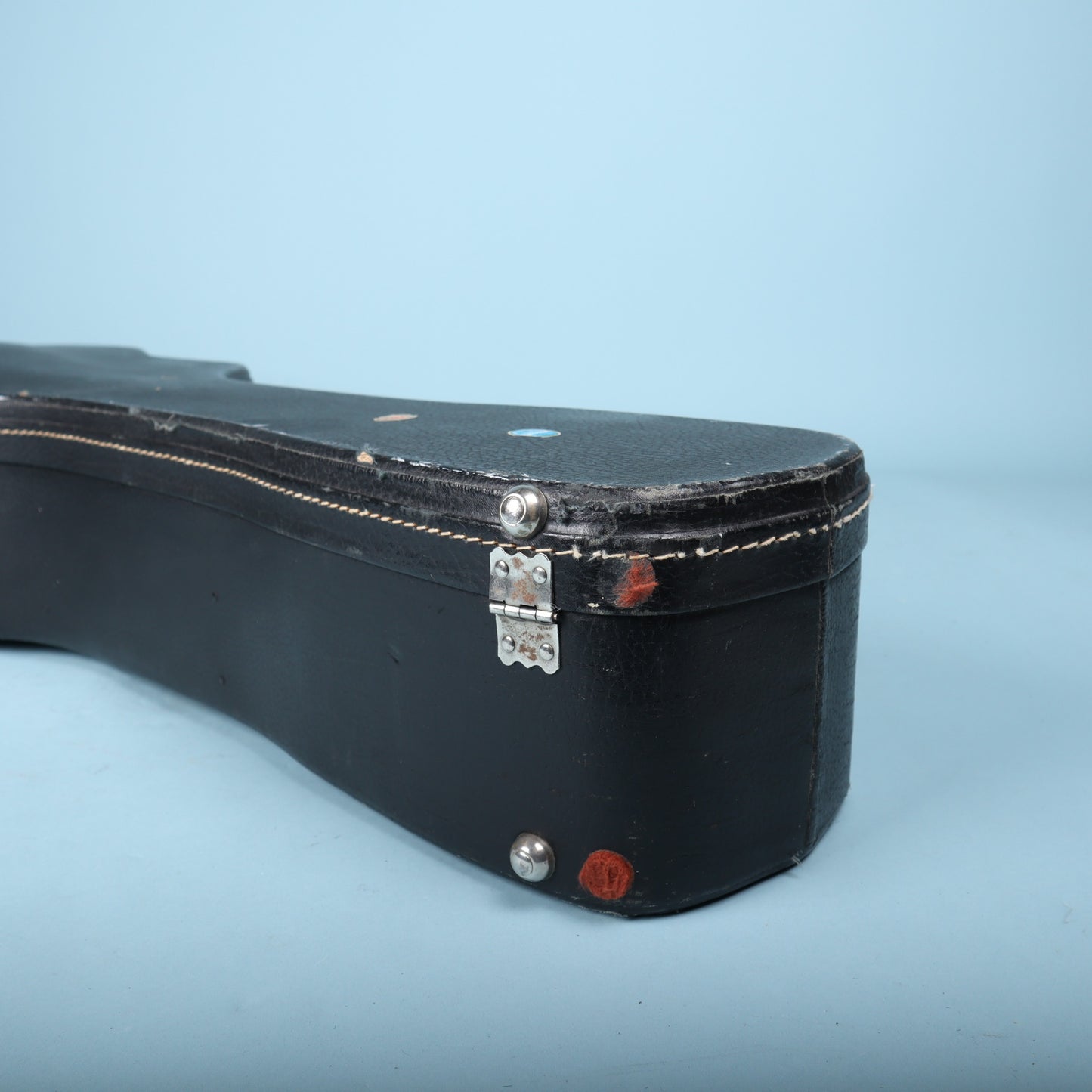 Vintage Guild Acoustic Guitar Hard Case Black Tolex Plush Interior Latches
