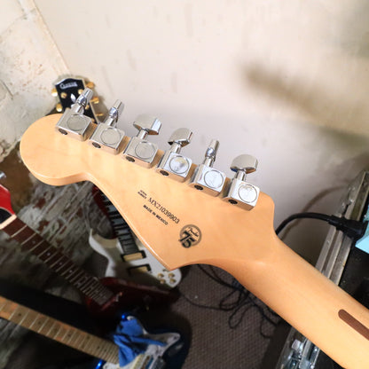 2021 Fender Player Stratocaster Maple Neck - 3-Tone Sunburst MIM