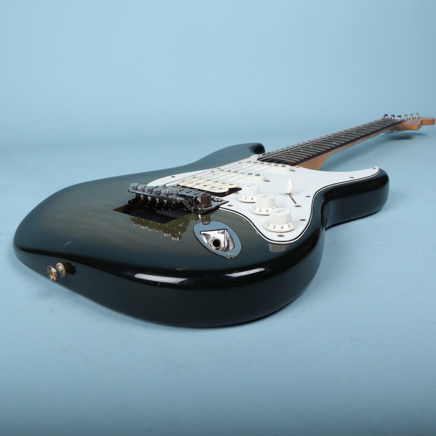 1993 Fender MIJ Stratocaster HSS Floyd Rose Blackburst