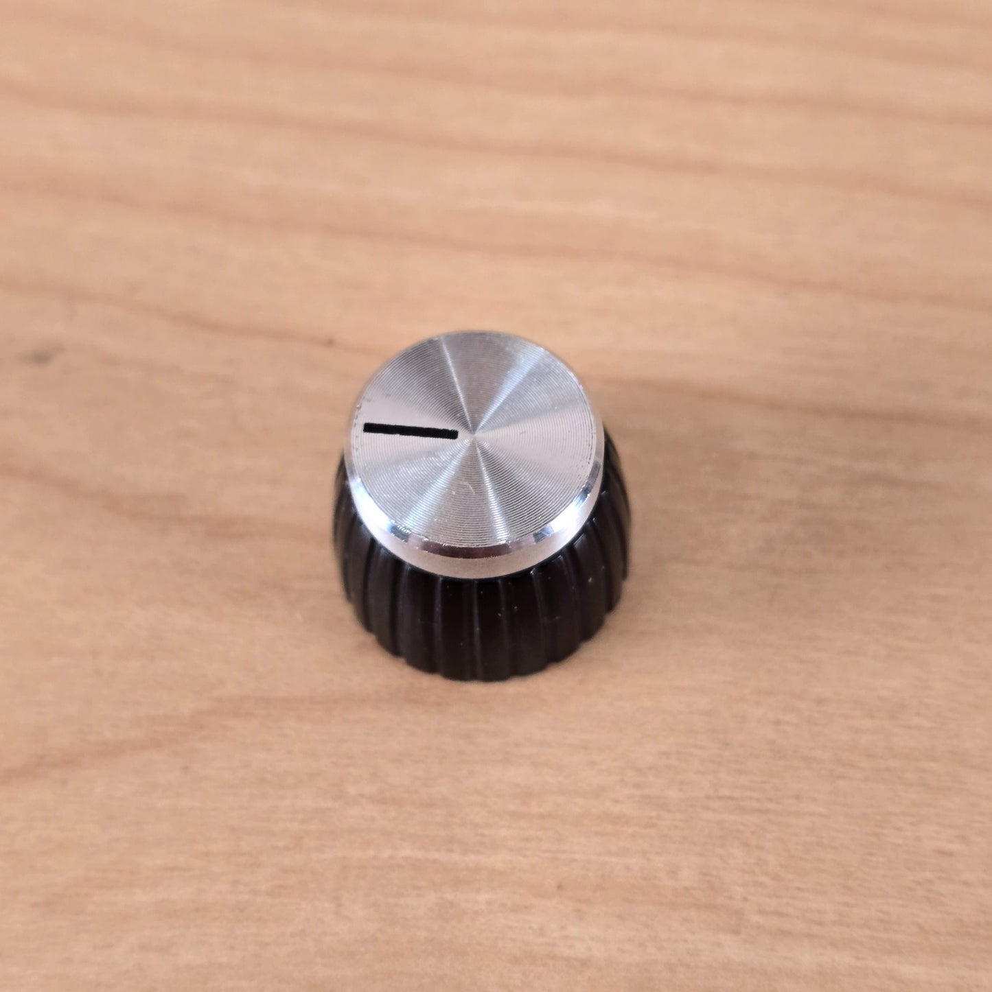 (1) Original 1980s Marshall Silver Jubilee OEM Amplifier Knob