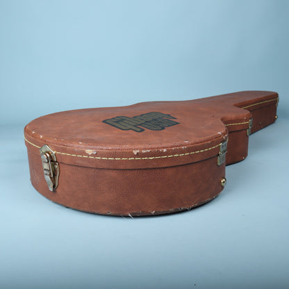 Angle view of the closed Gibson case showing the printed Gibson USA logo on the lid