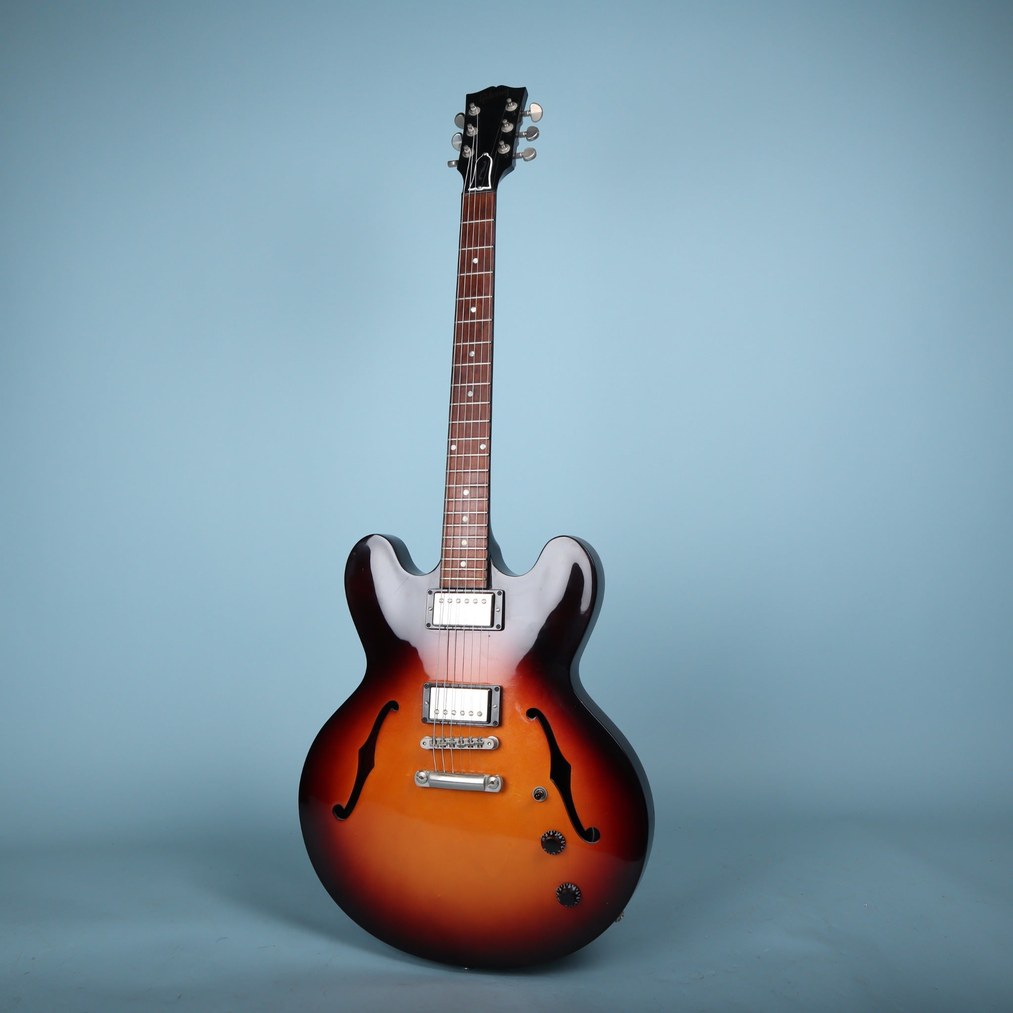 Gibson ES-335 Sunburst 2015 Semi-Hollow Electric Guitar – GuitarFinds