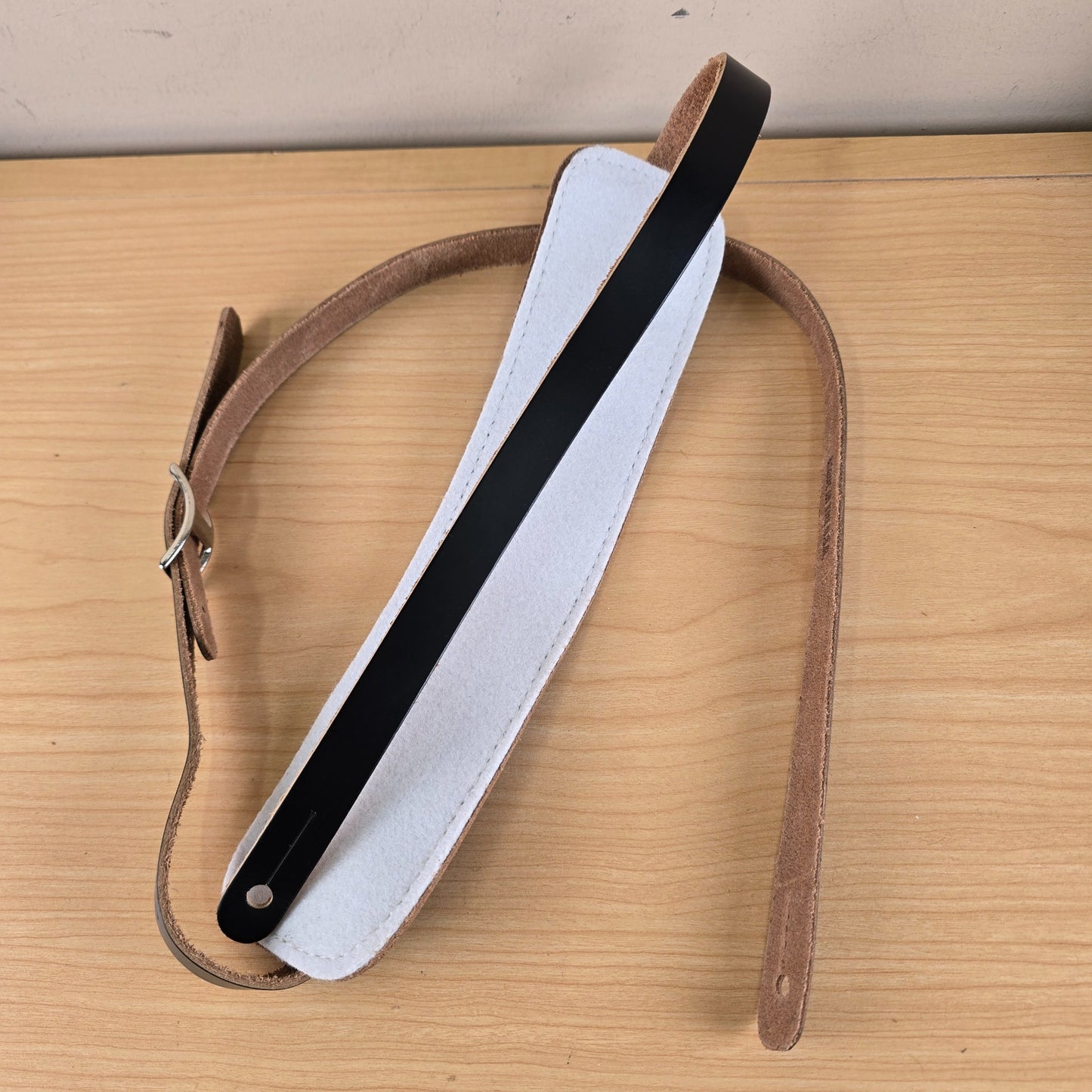 Fender American Vintage Reissue Black Leather Guitar Strap Made in USA