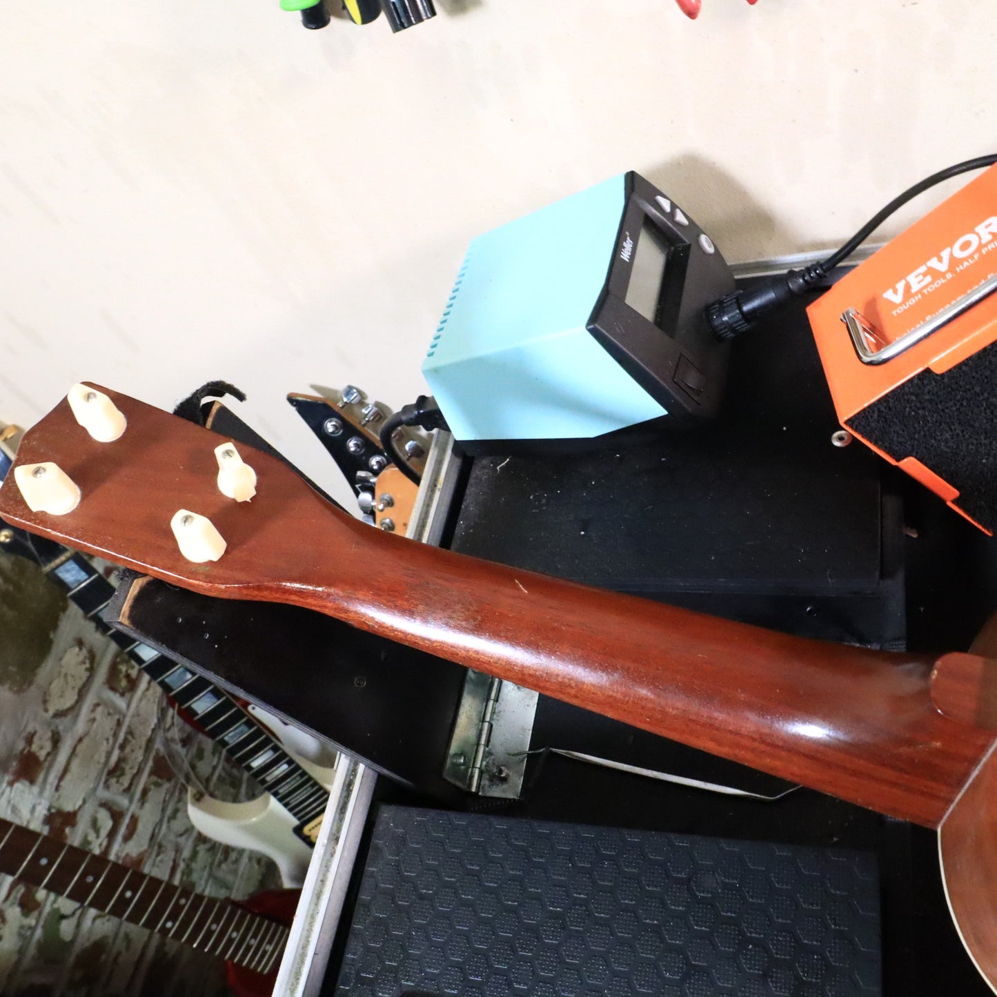Vintage Harmony soprano ukulele Made In Chicago, US Mahogany 12 Fret