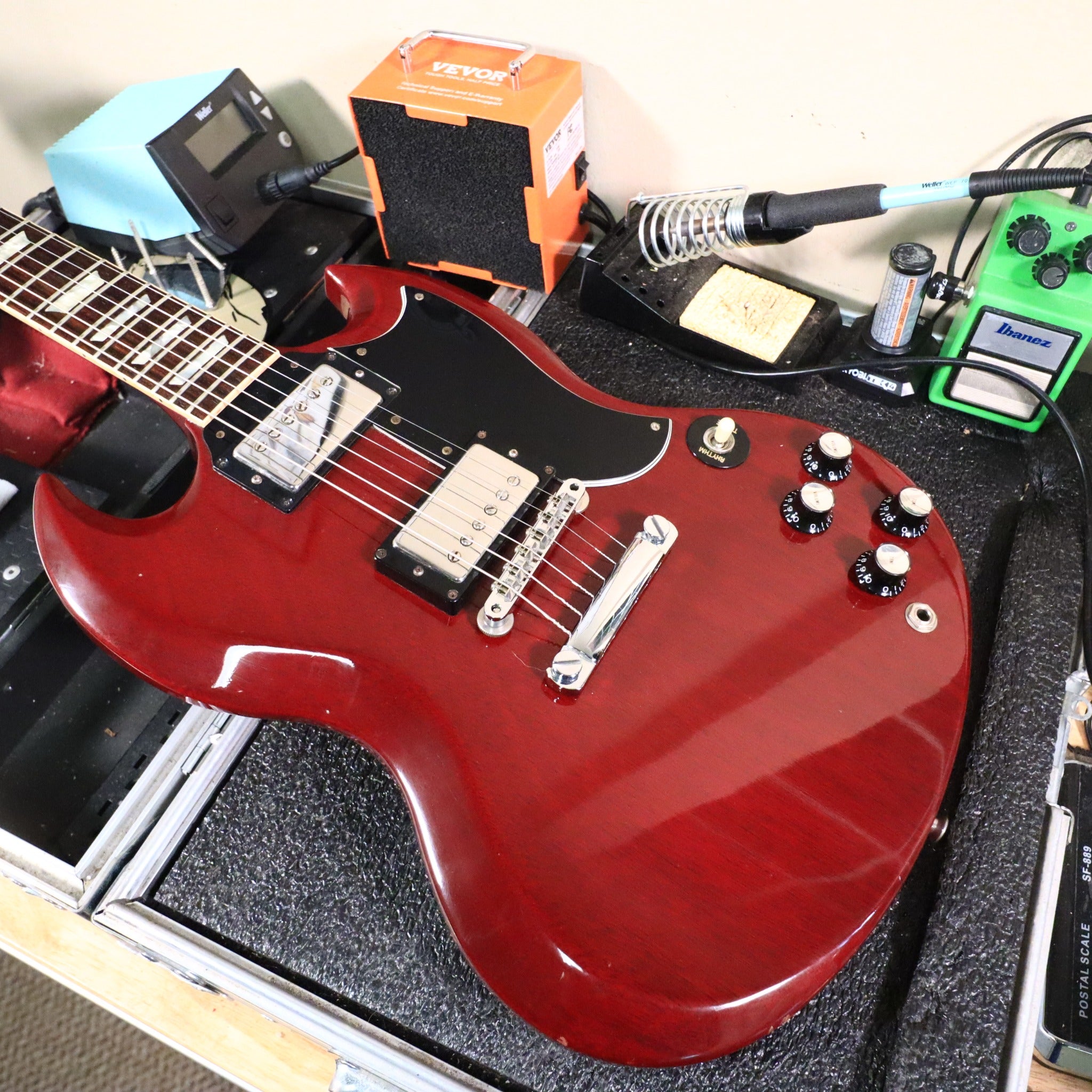 Gibson SG Standard 1990 Cherry Electric Guitar – GuitarFinds