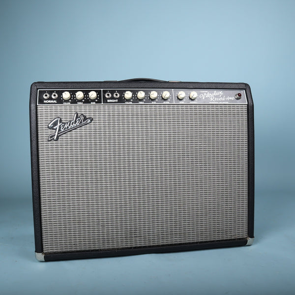 2005 Fender Custom Vibrolux Reverb 2x10 Professional Tube Amplifier
