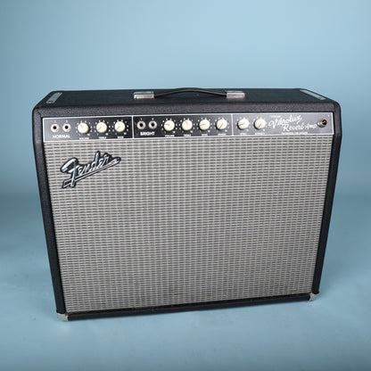 2005 Fender Custom Vibrolux Reverb 2x10 Professional Tube Amplifier
