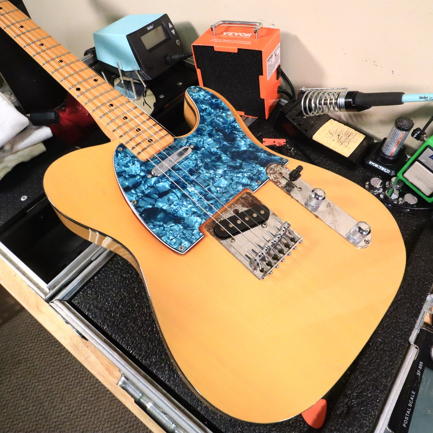 1980's Electra Telecaster Tele Maple Neck Electric Guitar