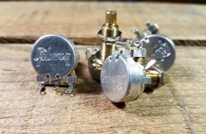 (4) Gibson Custom Shop 300k Long Shaft Linear Taper Pots Potentiometer NOS