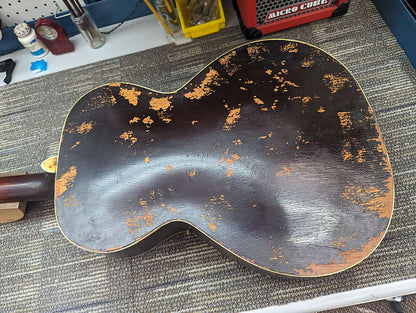 Epiphone Byron 1950s Archtop Acoustic - Burst