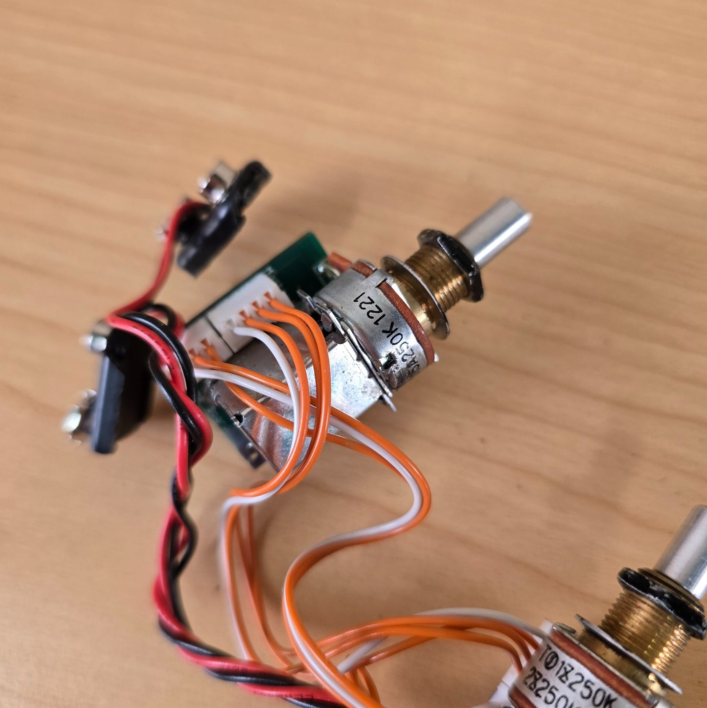 Mike Pope Onboard 5 Knob Bass Preamp Harness Flex Core