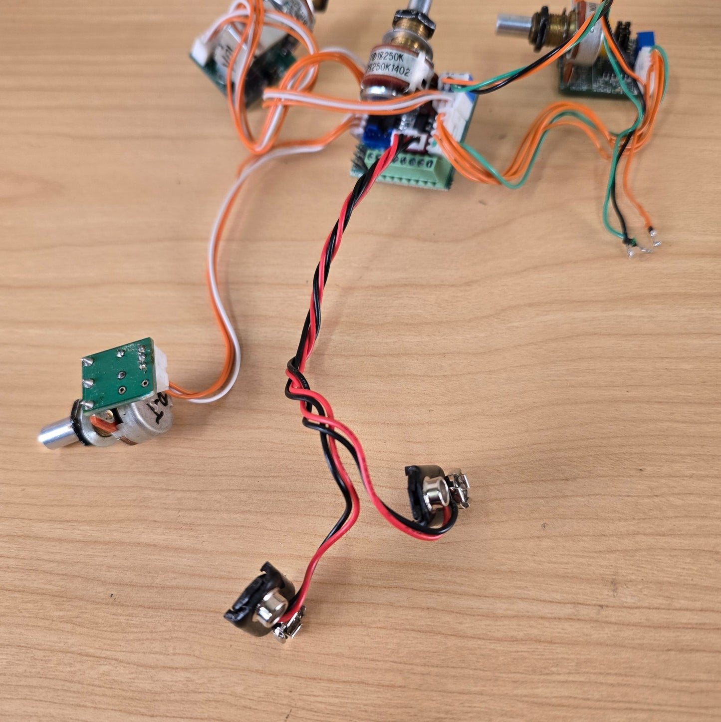 Mike Pope Onboard 5 Knob Bass Preamp Harness Flex Core